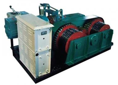 小型卷揚機用前涂油原因及要求