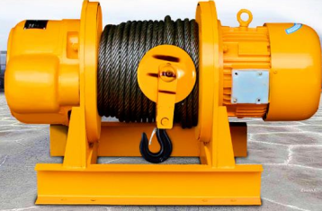 小型卷揚機對我國建筑和公路的貢獻